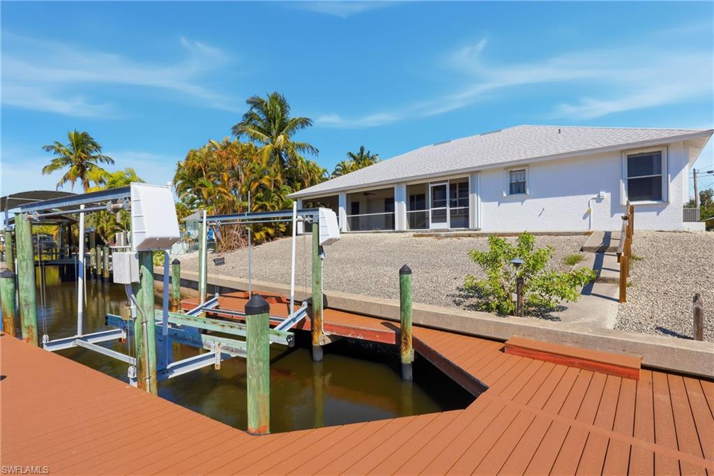 MANATEE BAY UNRECORDED SUBDIVISION - Residential