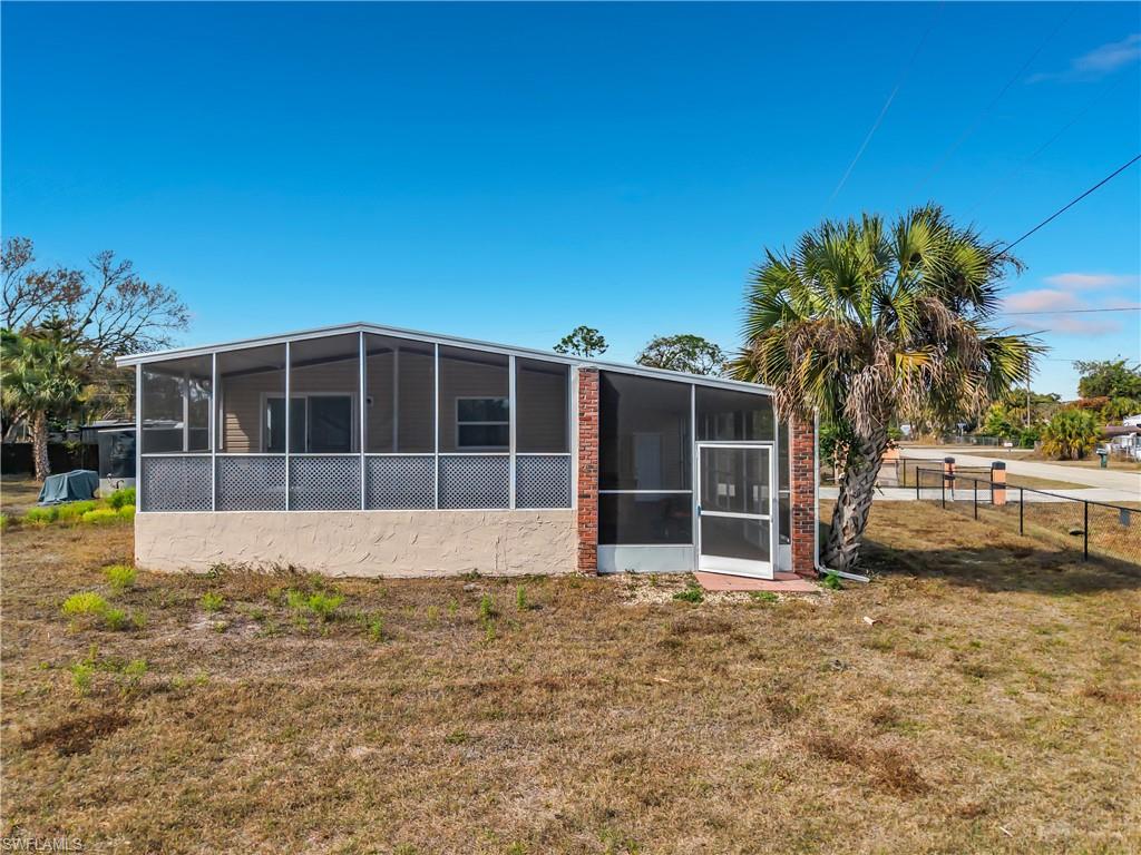 SUNCOAST ESTATE - Residential