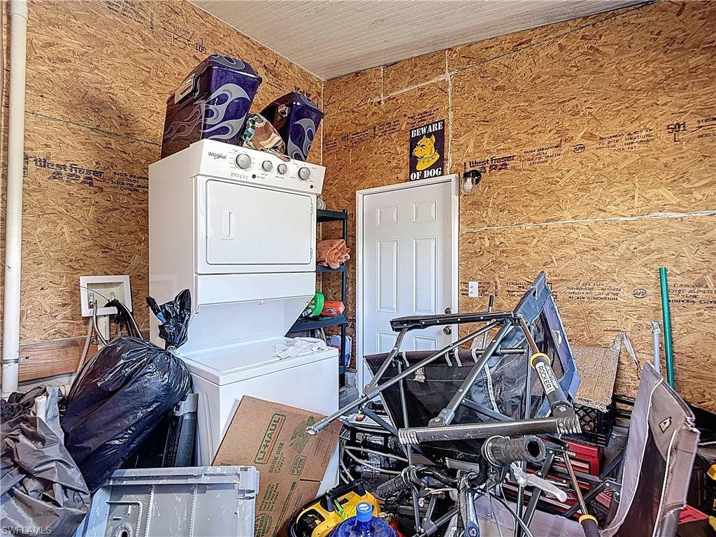 SUNCOAST ESTATE - Residential