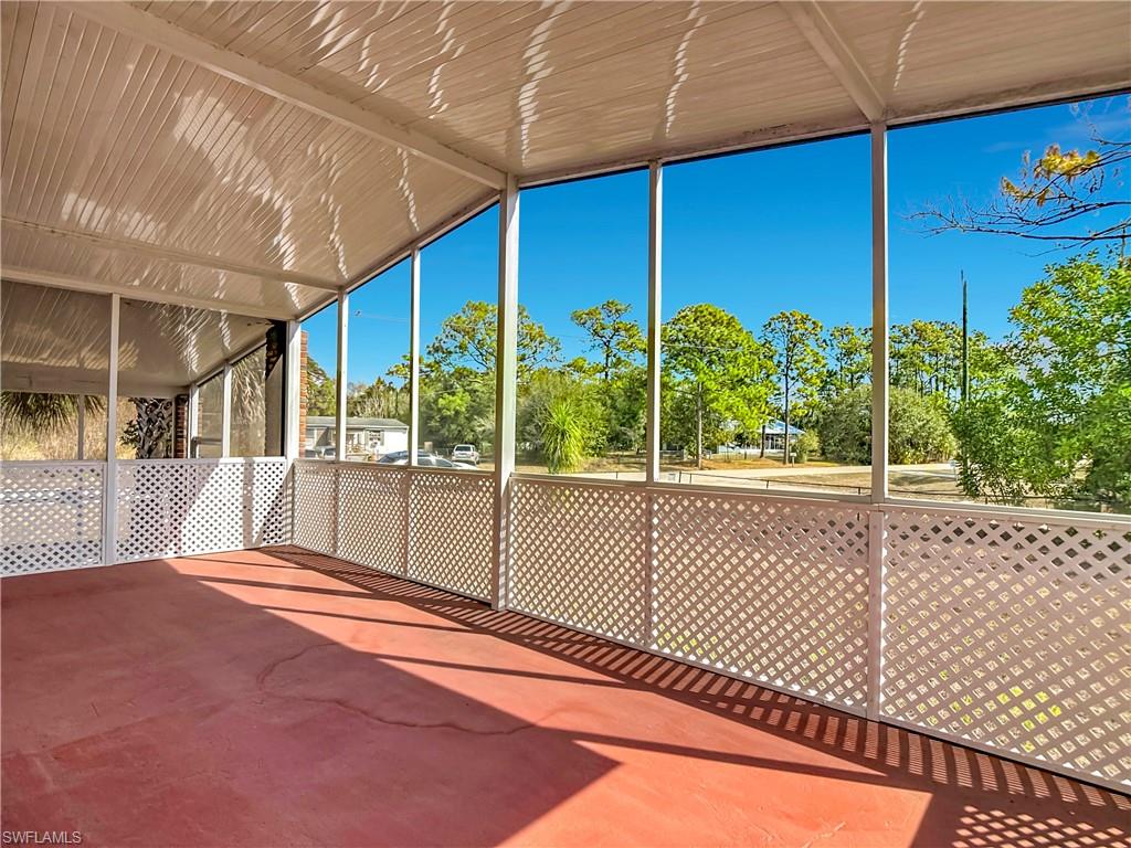 SUNCOAST ESTATE - Residential