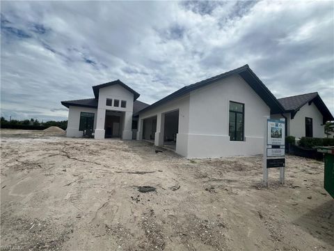 6708 Newport RD NAPLES FL 34109