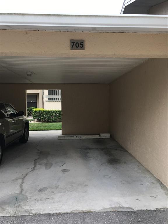 YACHTSMANS COVE - Residential