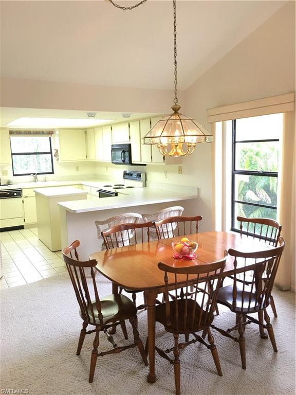 YACHTSMANS COVE - Residential