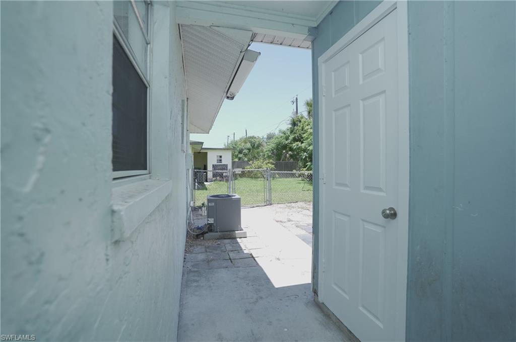 NAPLES TWIN LAKES - Residential Lease