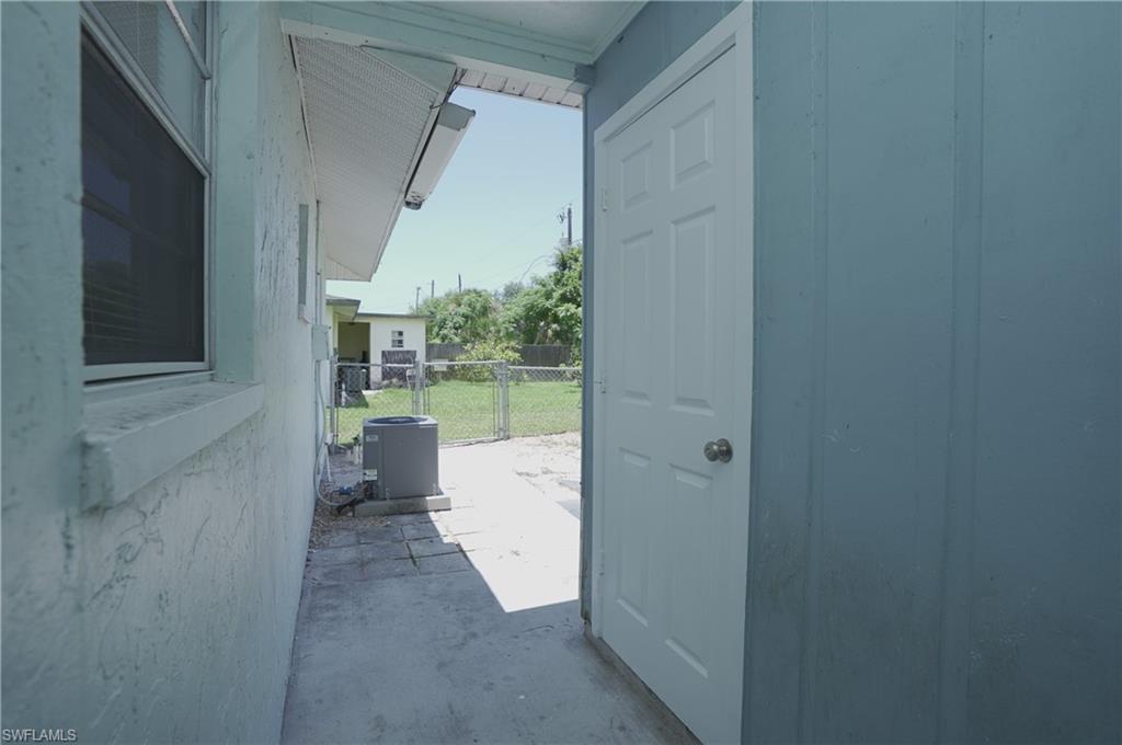 NAPLES TWIN LAKES - Residential Lease