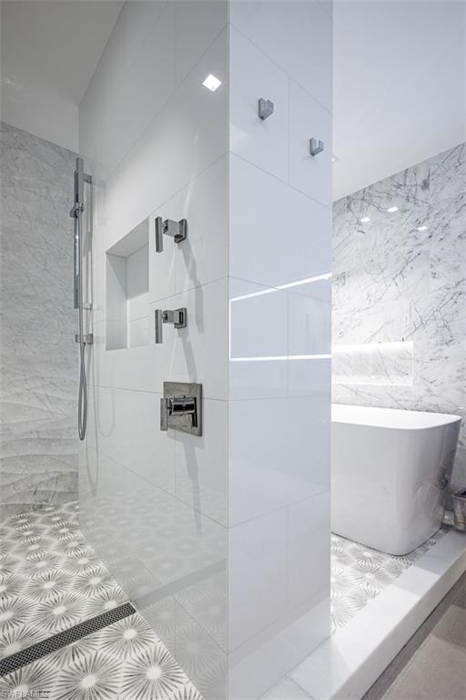 LA MER - Residential