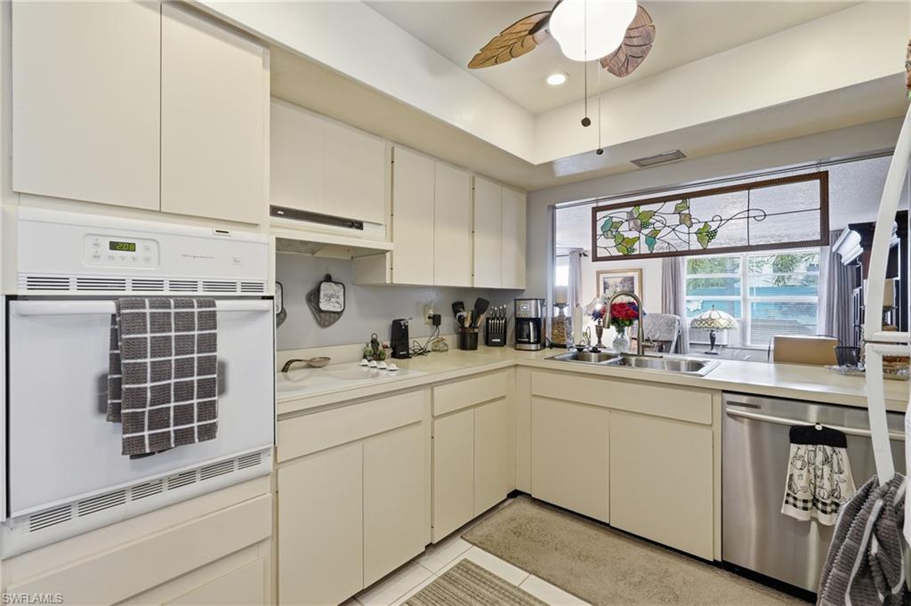 WOODCREST VILLAGE - Residential