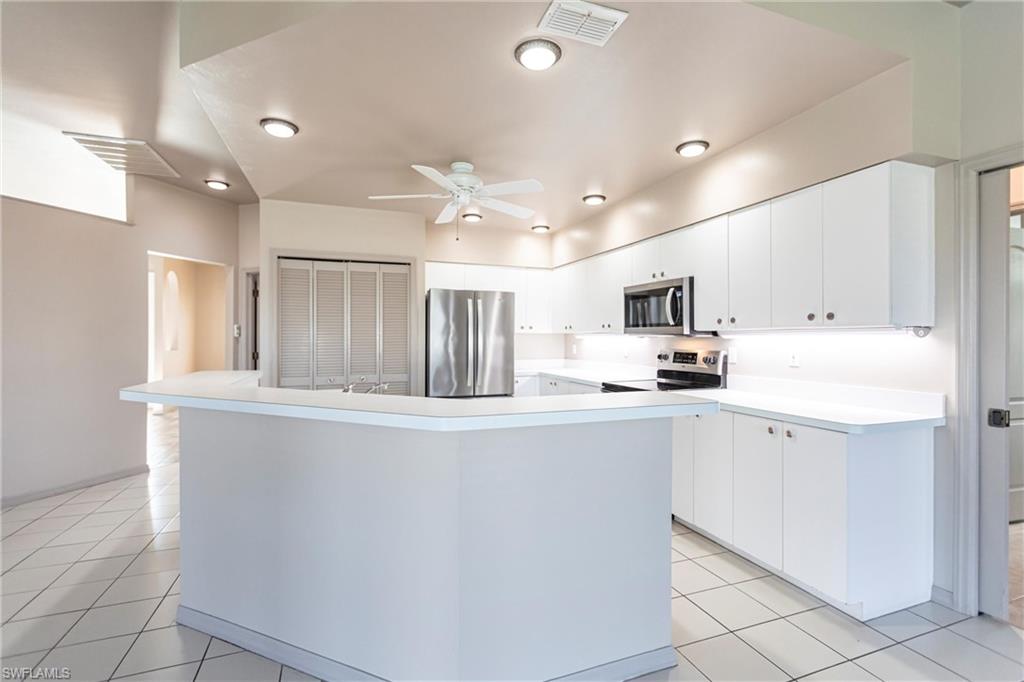 CROSS CREEK ESTATES - Residential Lease