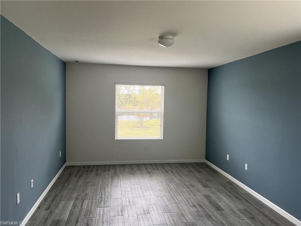 TOWN LAKES - Residential Lease