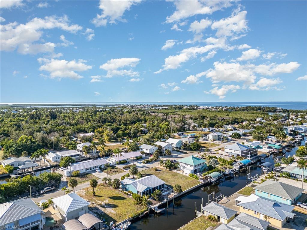 KNIGHTS BOKEELIA ISLE - Residential