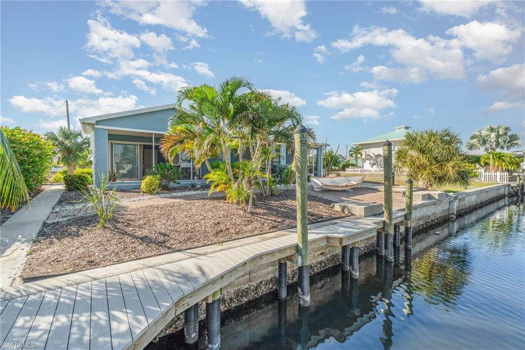 KNIGHTS BOKEELIA ISLE - Residential