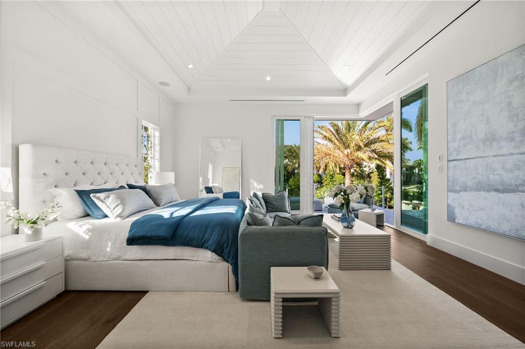 PARK SHORE - Residential