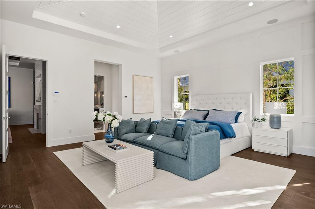 PARK SHORE - Residential