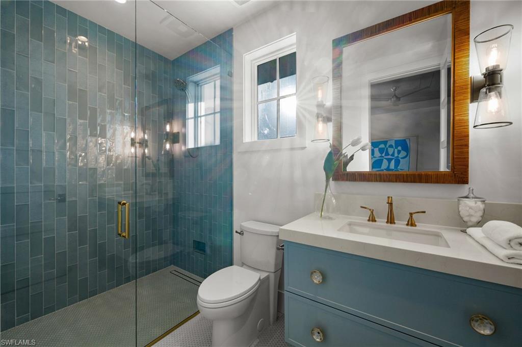 PARK SHORE - Residential