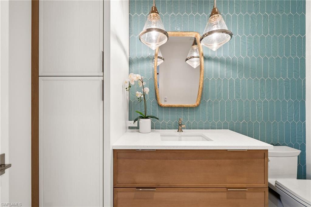 PARK SHORE - Residential