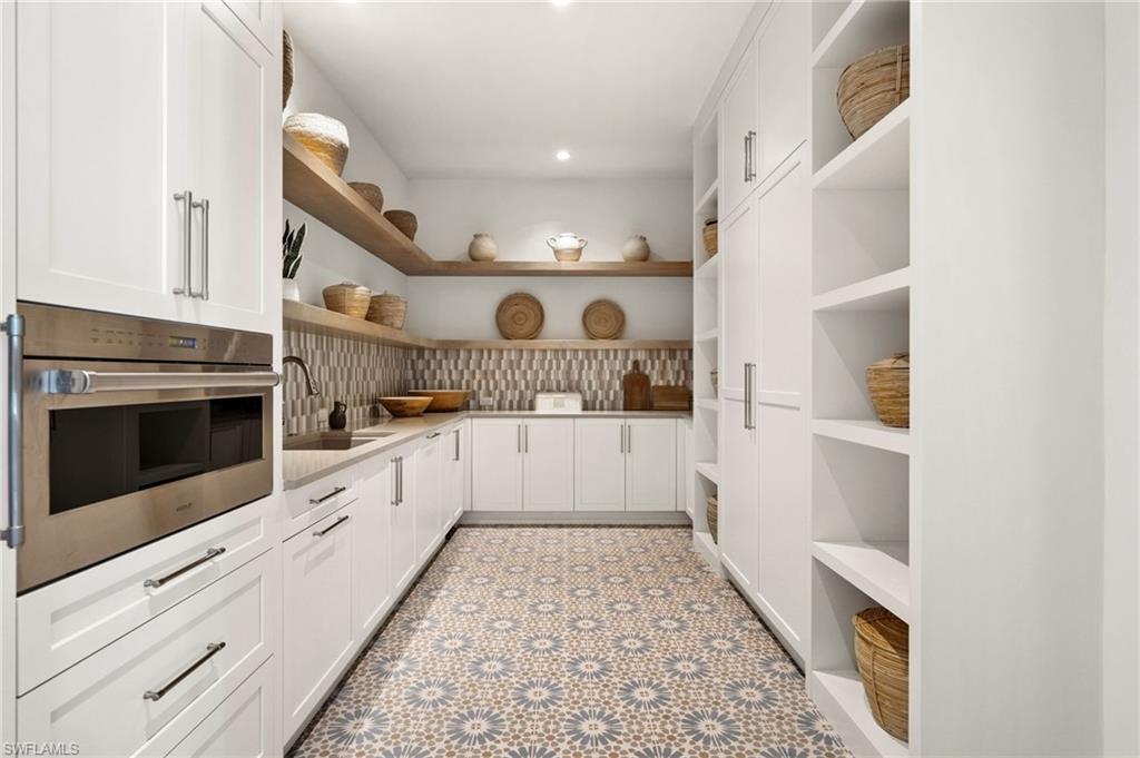 PARK SHORE - Residential