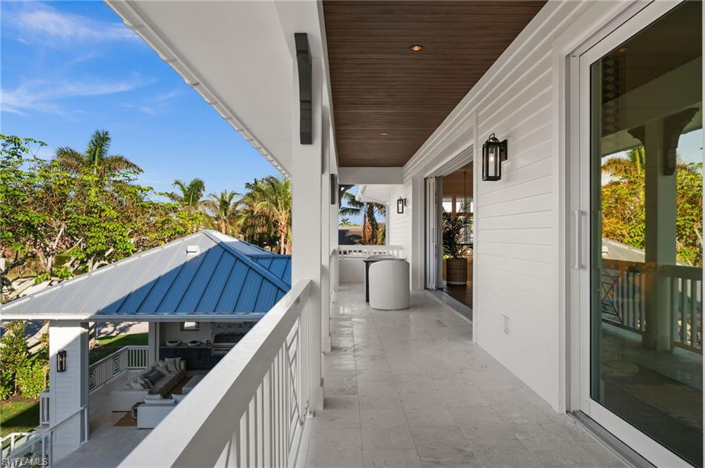 PARK SHORE - Residential