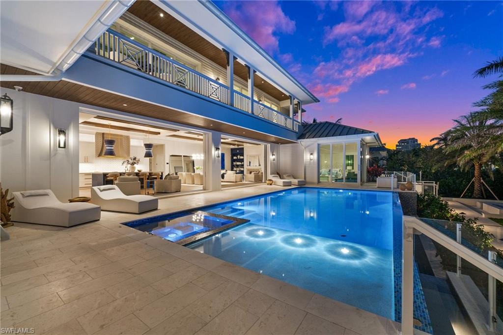 PARK SHORE - Residential