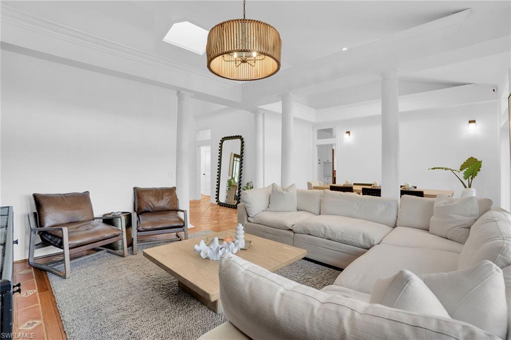 HENDRY CREEK - Residential