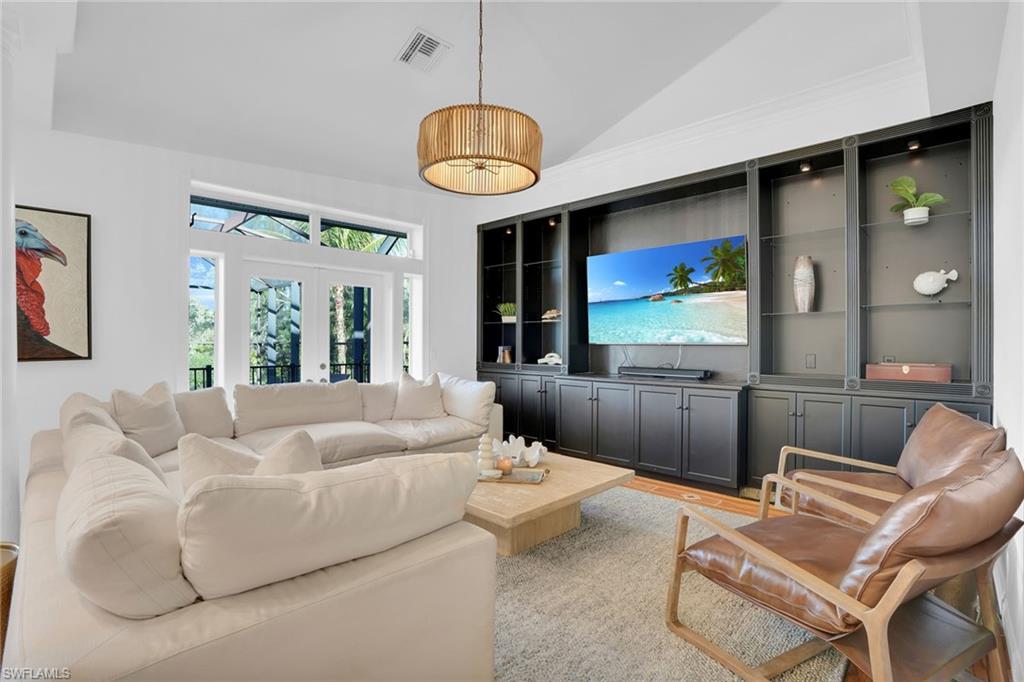 HENDRY CREEK - Residential