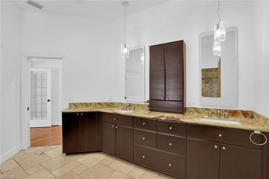 HENDRY CREEK - Residential