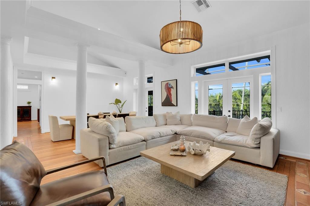 HENDRY CREEK - Residential