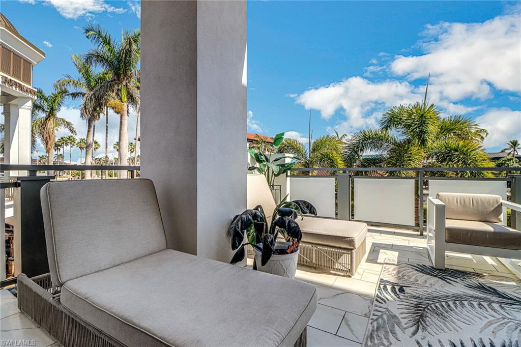 OLDE NAPLES - Residential