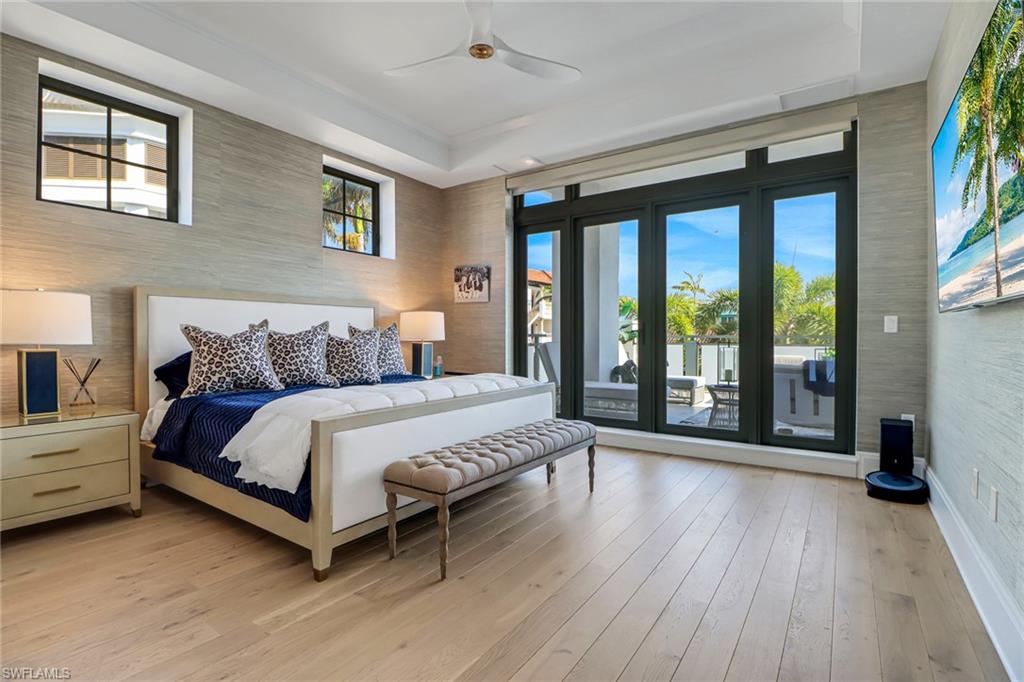 OLDE NAPLES - Residential