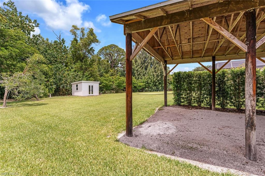 PINE RIDGE - Residential