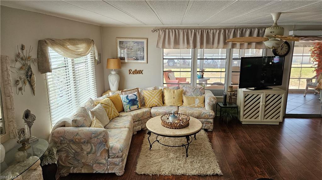 IMPERIAL BONITA ESTATES - Residential