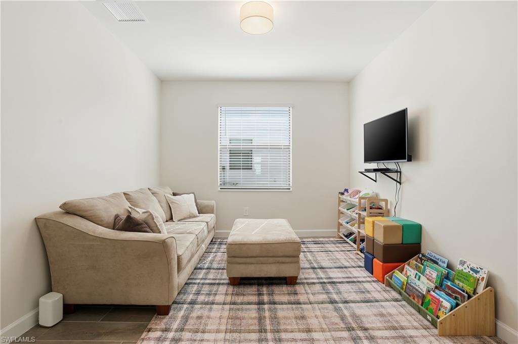 VERDANA VILLAGE - Residential Lease