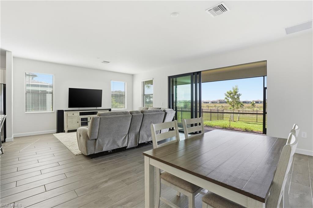 VERDANA VILLAGE - Residential Lease