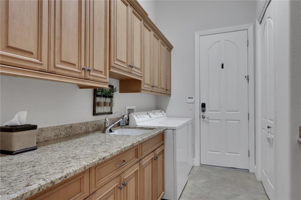 HAMMOCK ISLES - Residential