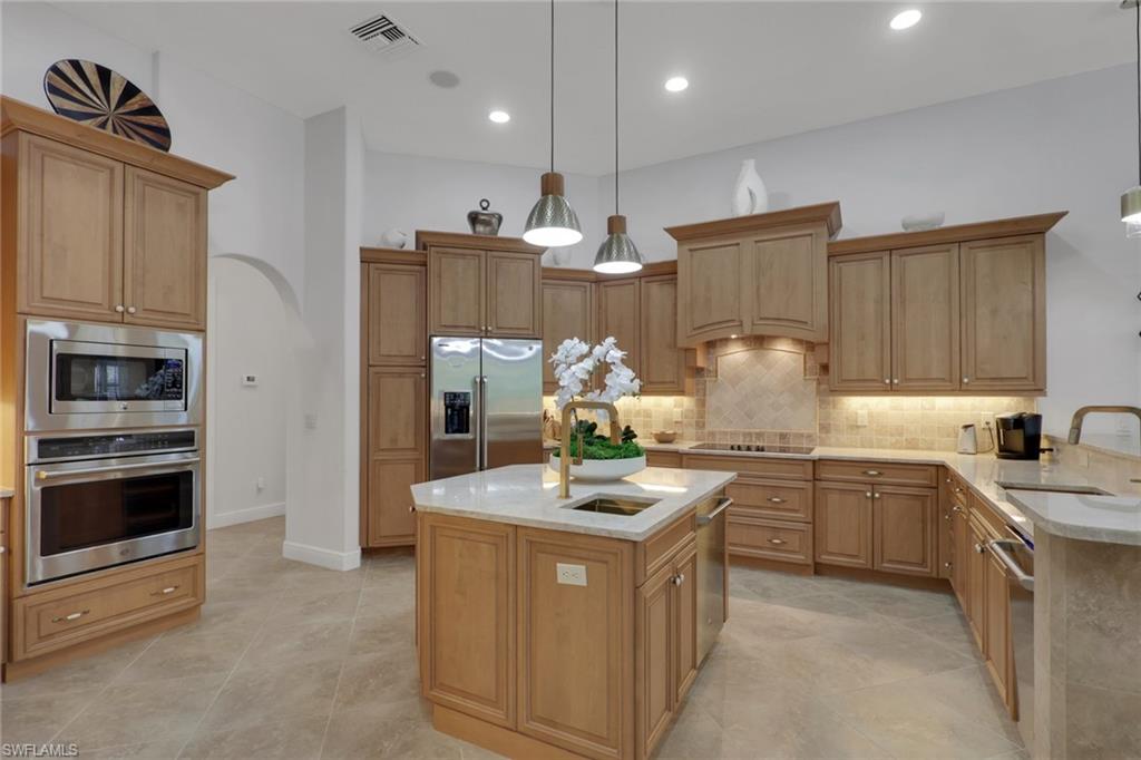 HAMMOCK ISLES - Residential