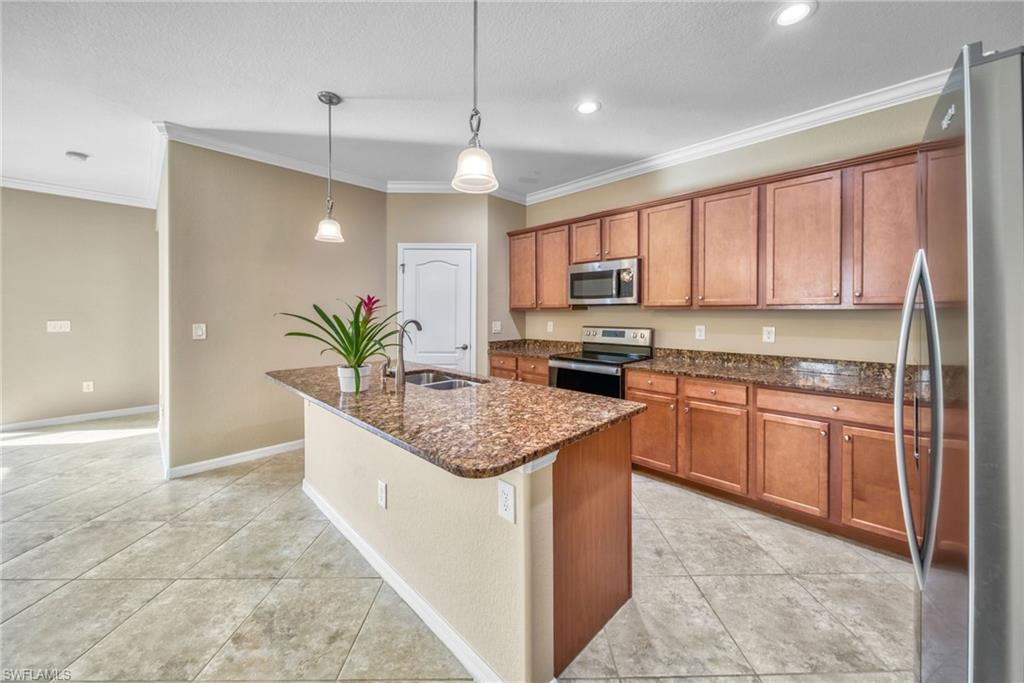 REFLECTION ISLES - Residential