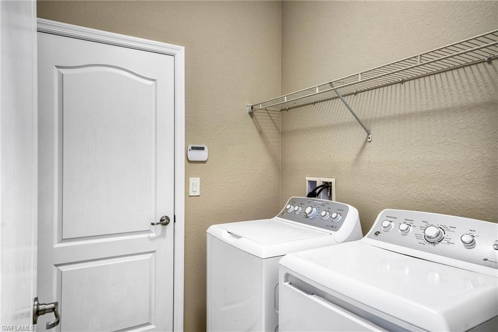 REFLECTION ISLES - Residential