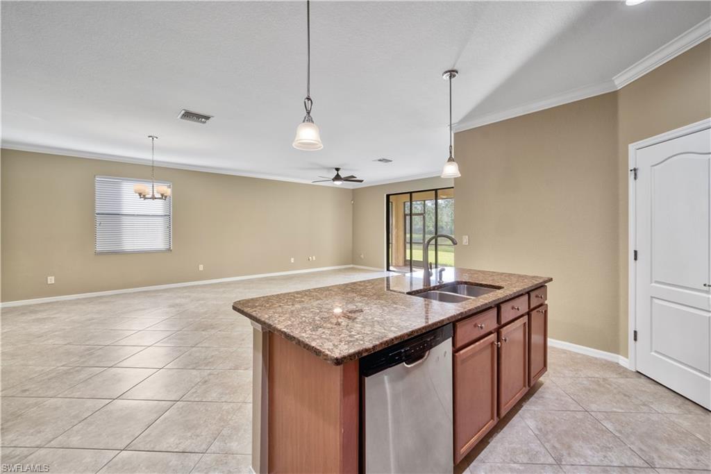 REFLECTION ISLES - Residential