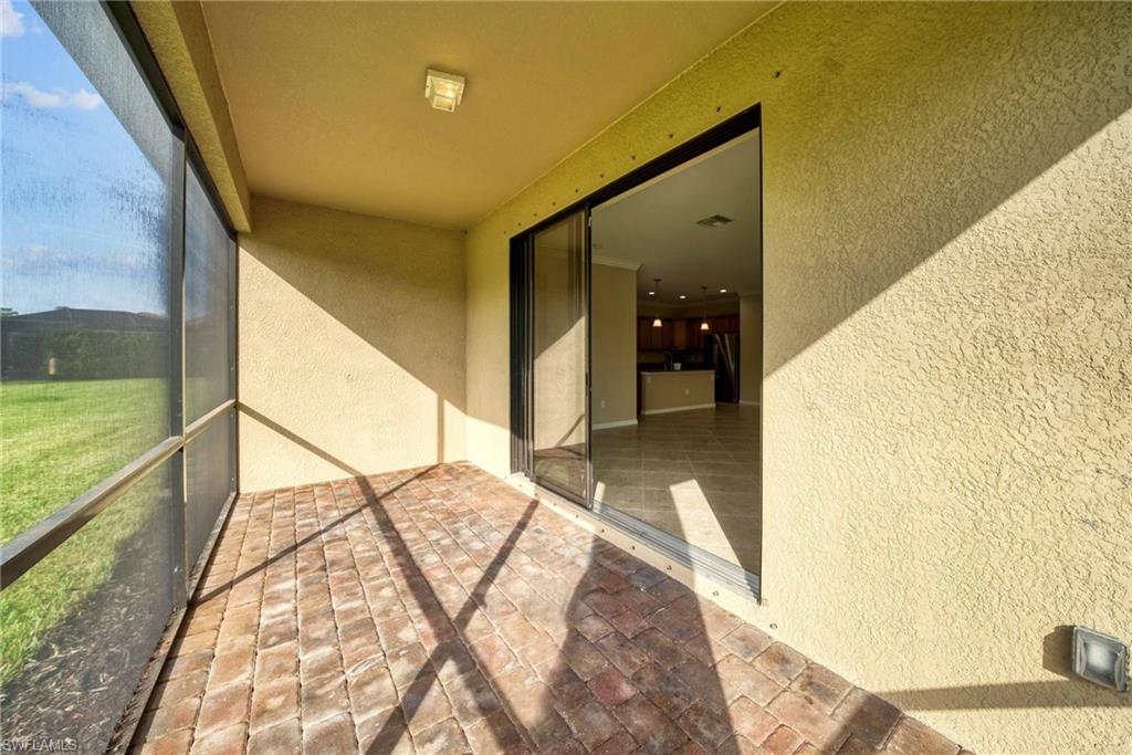 REFLECTION ISLES - Residential