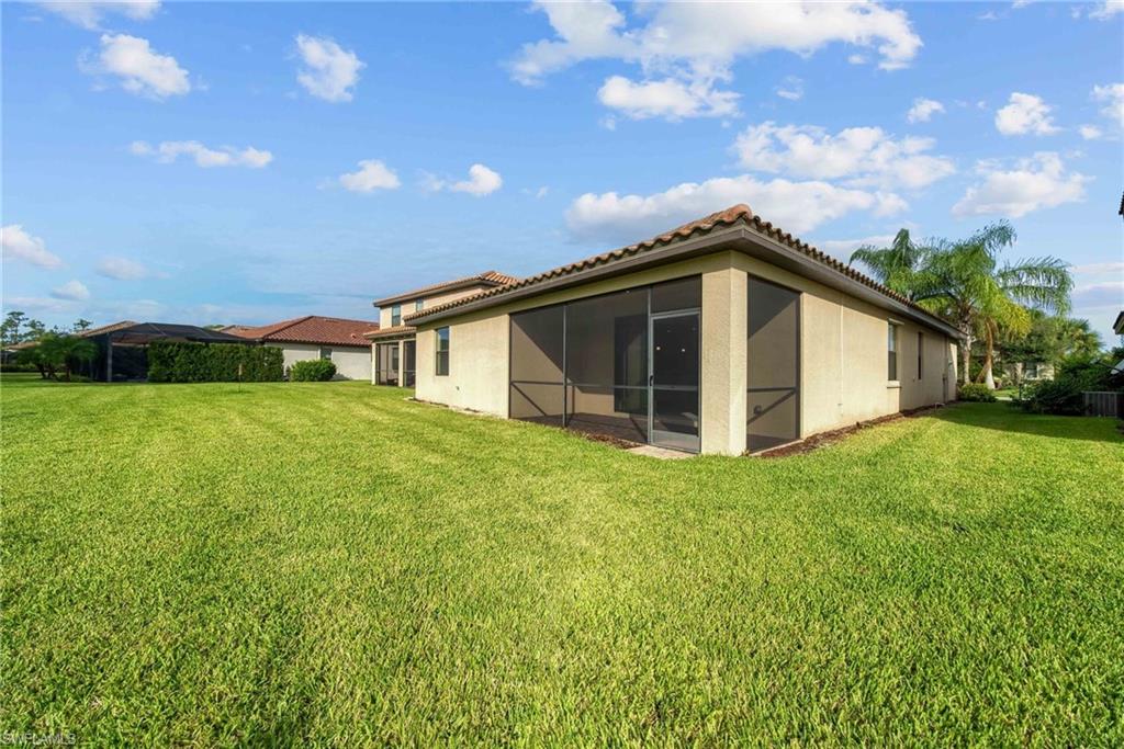 REFLECTION ISLES - Residential