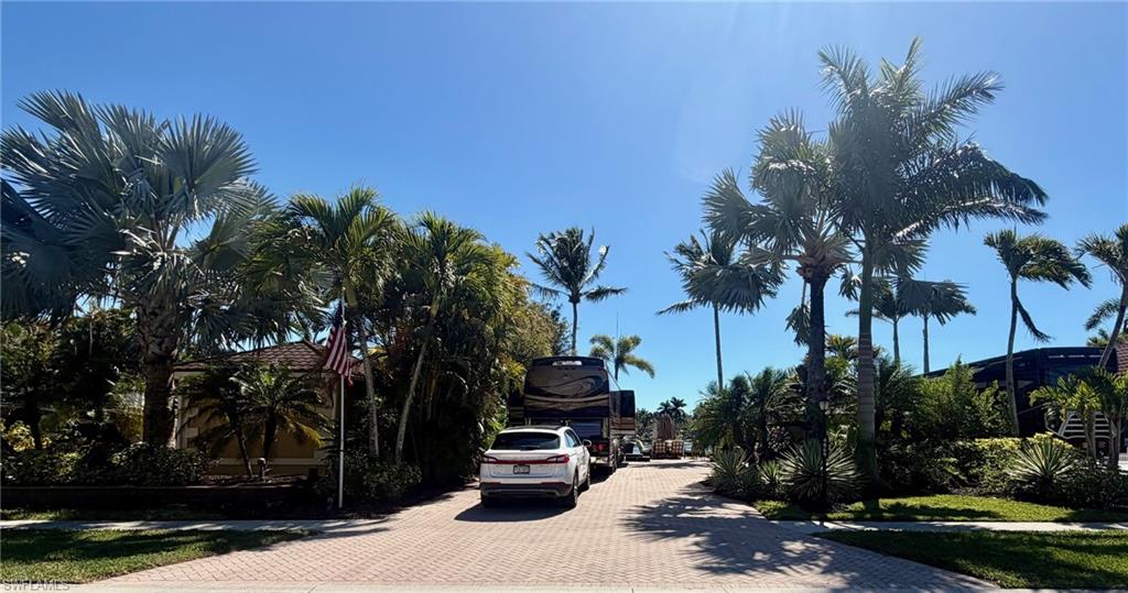 PELICAN LAKE RV RESORT - Land