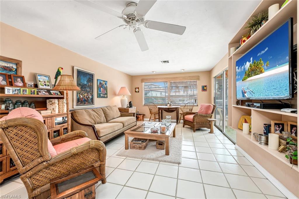 ROYAL HARBOR - Residential