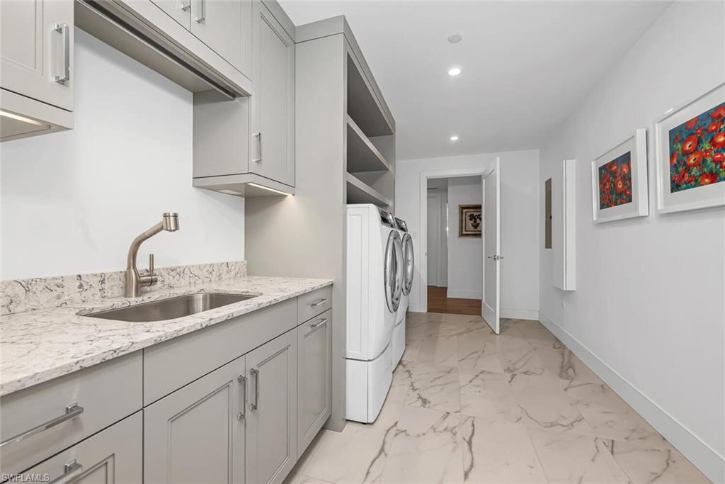 KALEA BAY TOWER 200 - Residential