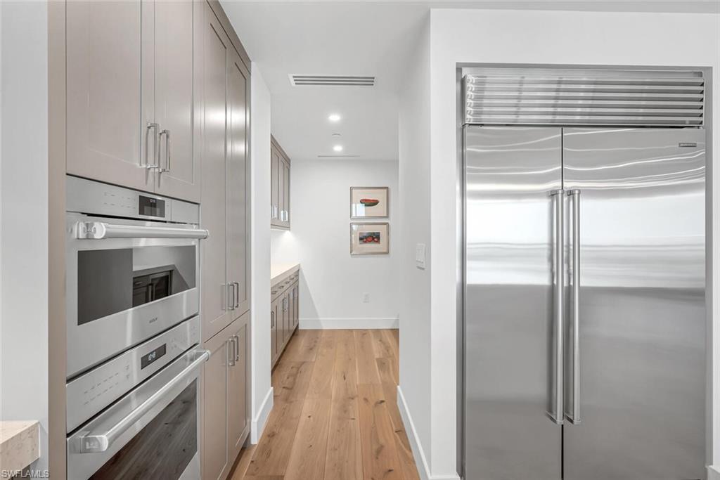 KALEA BAY TOWER 200 - Residential