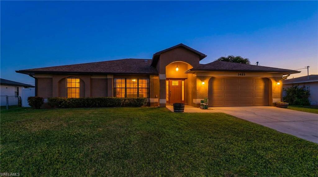 CAPE CORAL - Residential
