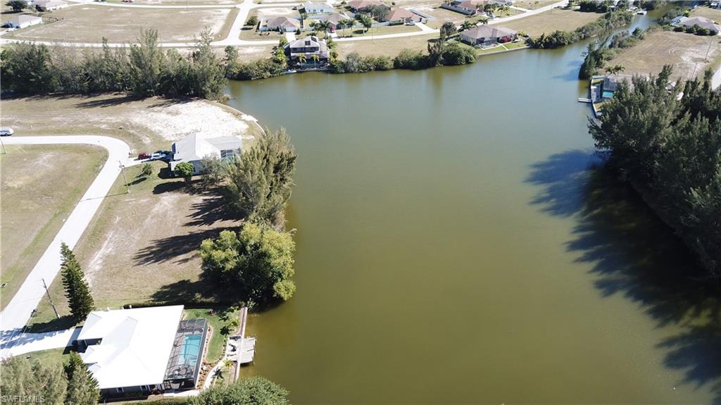 CAPE CORAL - Land
