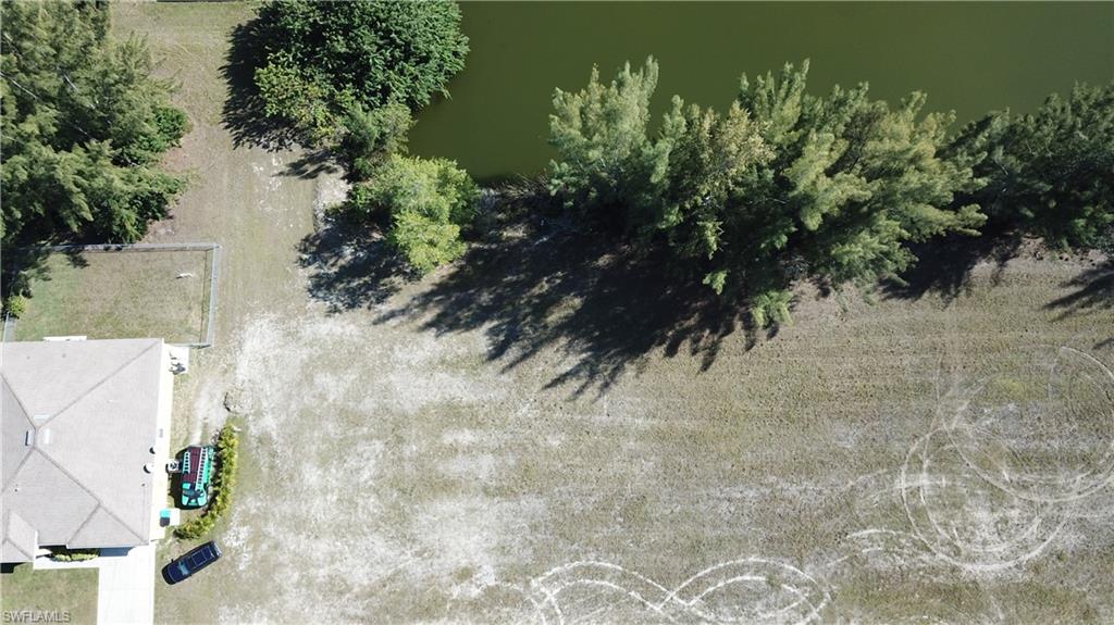 CAPE CORAL - Land