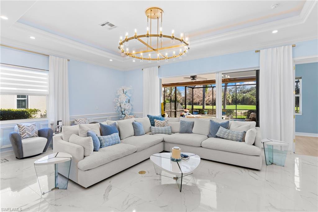 HERITAGE BAY - Residential