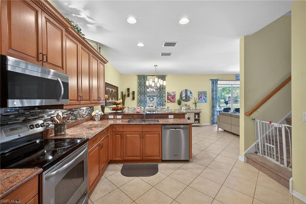 STONEYBROOK - Residential