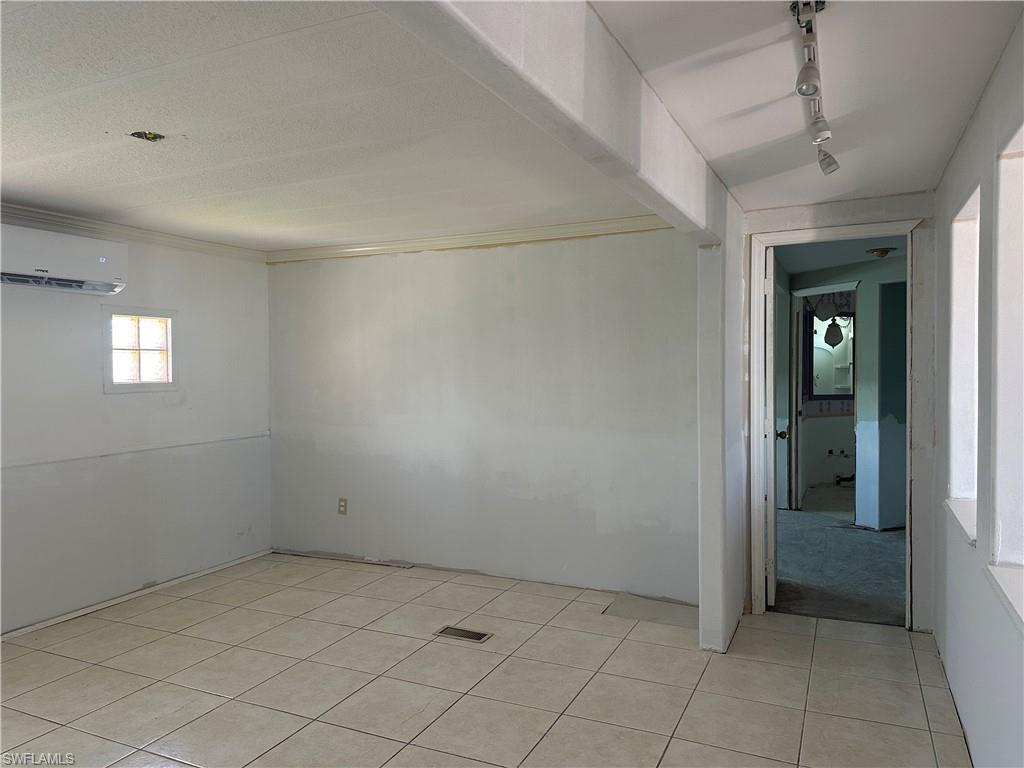 OLD BRIDGE VILLAGE - Residential