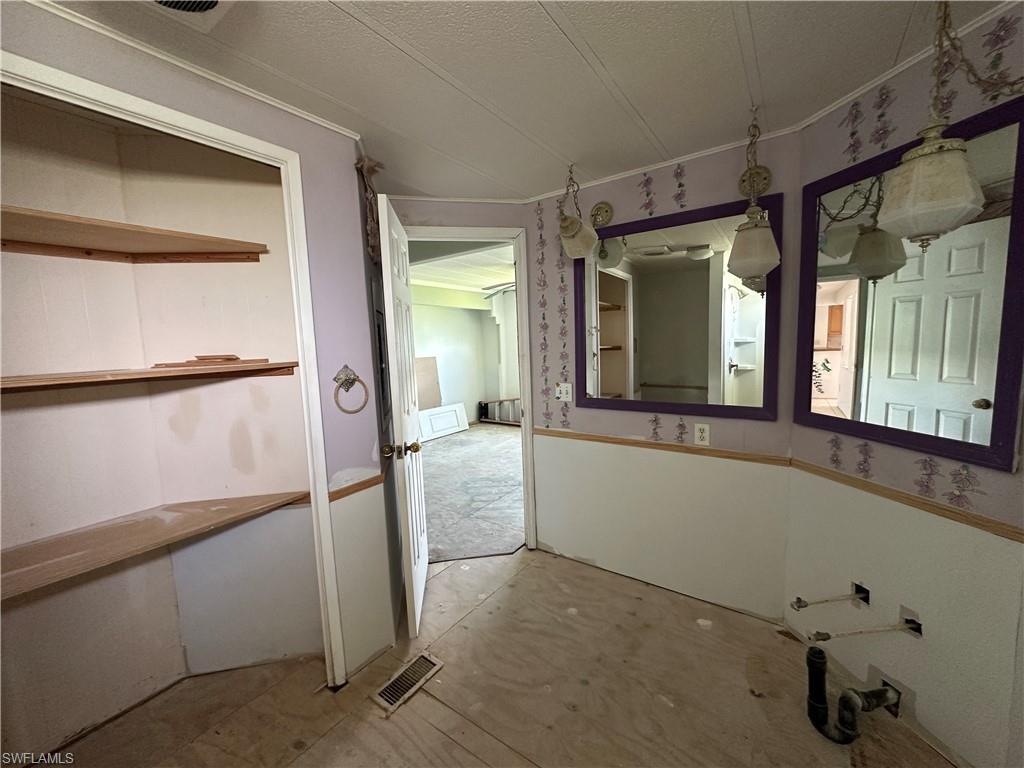 OLD BRIDGE VILLAGE - Residential